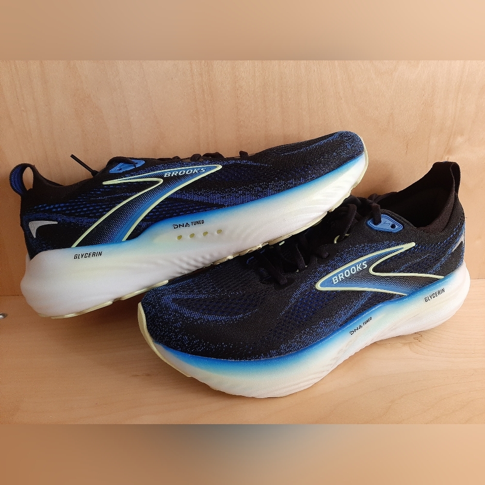 Brooks Glycerin 22 Black and Blue Running Shoes